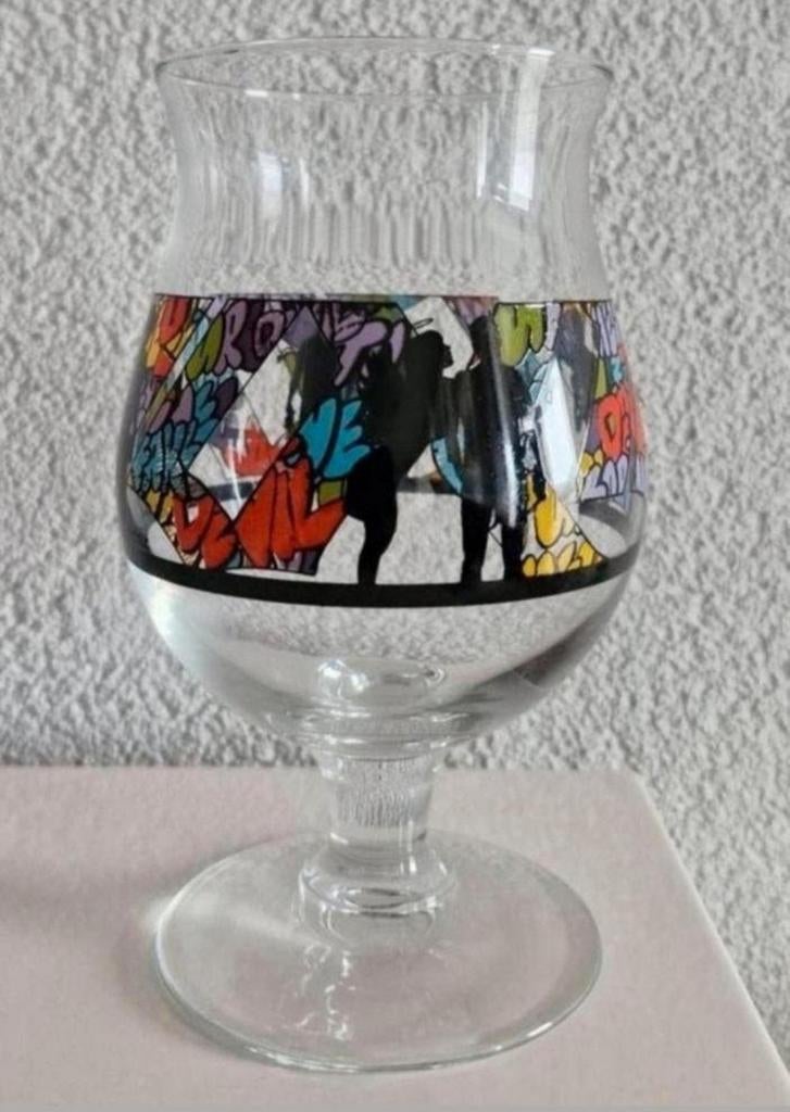 Duvel glas Manuel Seikritt FAKE, Ophalen of Verzenden, Zo goed als nieuw, Glas of Glazen, Duvel