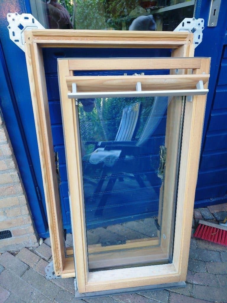 Velux dakraam C04 (55 x 98 cm), Ophalen, Minder dan 80 cm, 80 tot 120 cm, Zo goed als nieuw