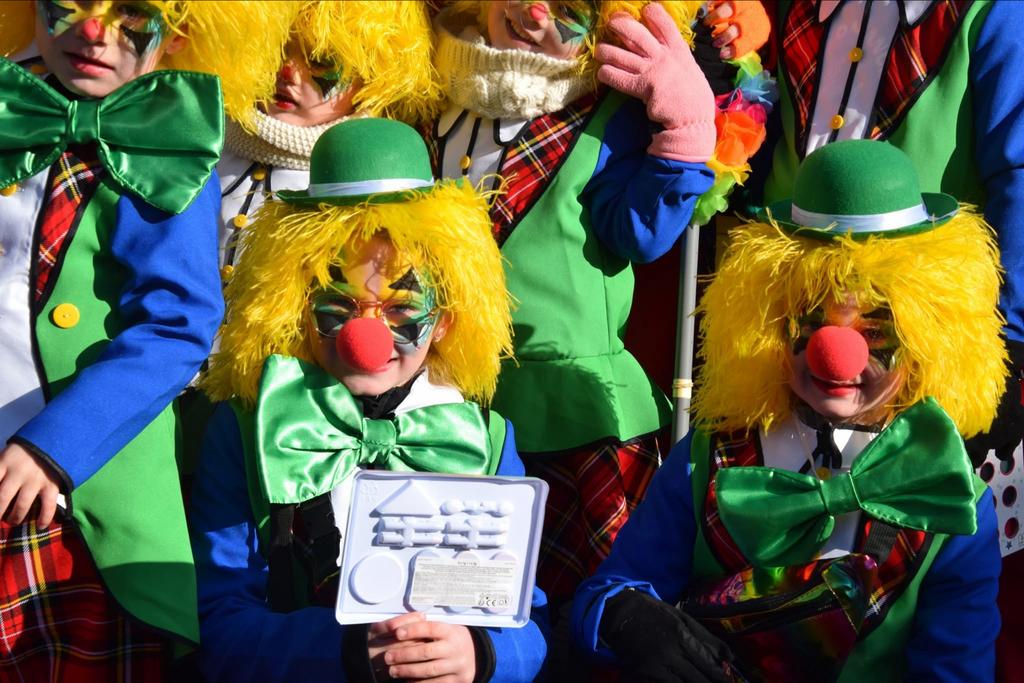 Carnavalskleding Clowns: Complete Loopgroep voor Jong en Oud, Ophalen, Carnaval, Maat 46/48 (XL) of groter, Kleding