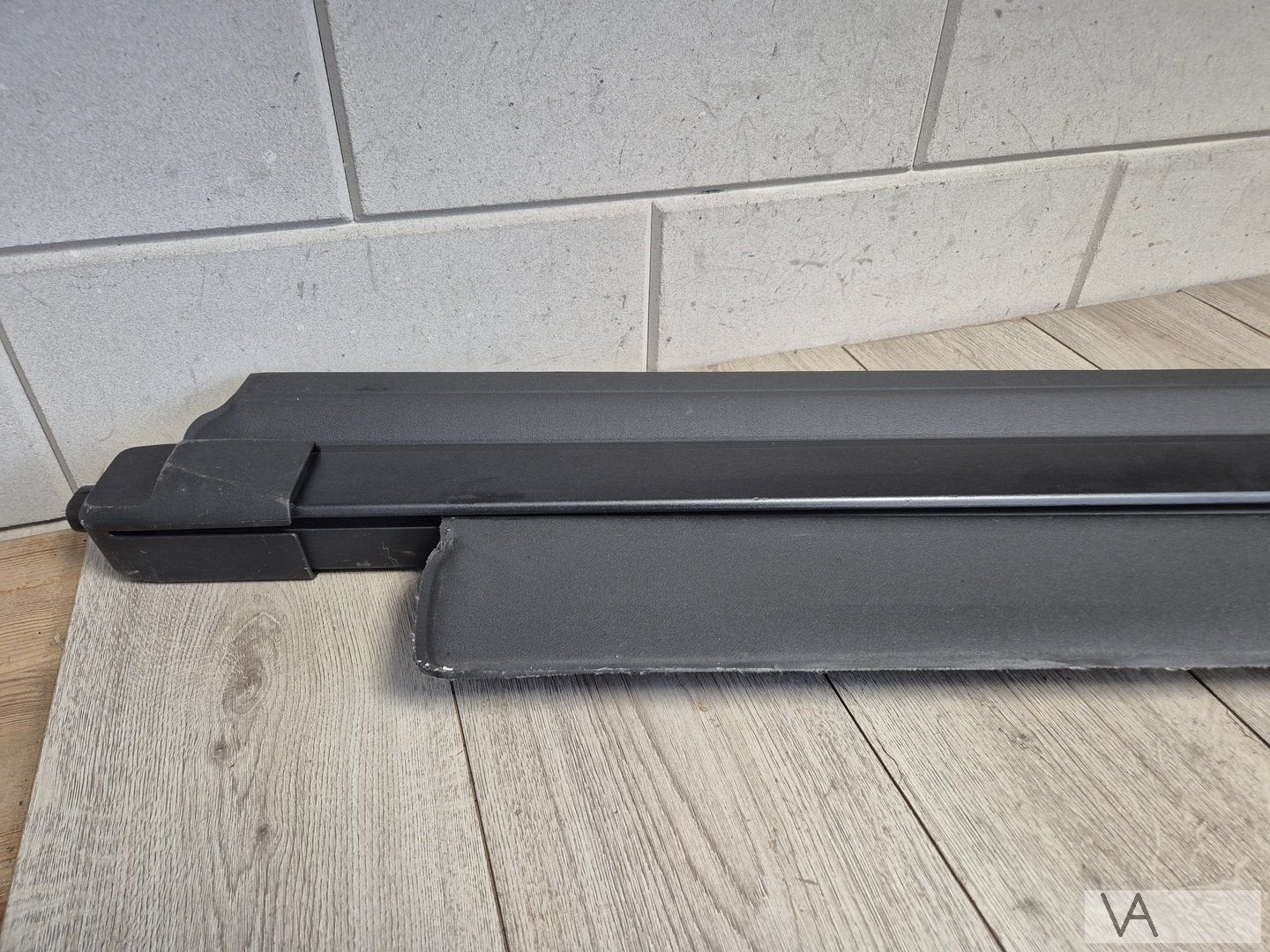 Volvo Xc90 2002 - 2014 rolhoes rollo kleur zwart nokje af, Gebruikt, -, -, Ophalen of Verzenden