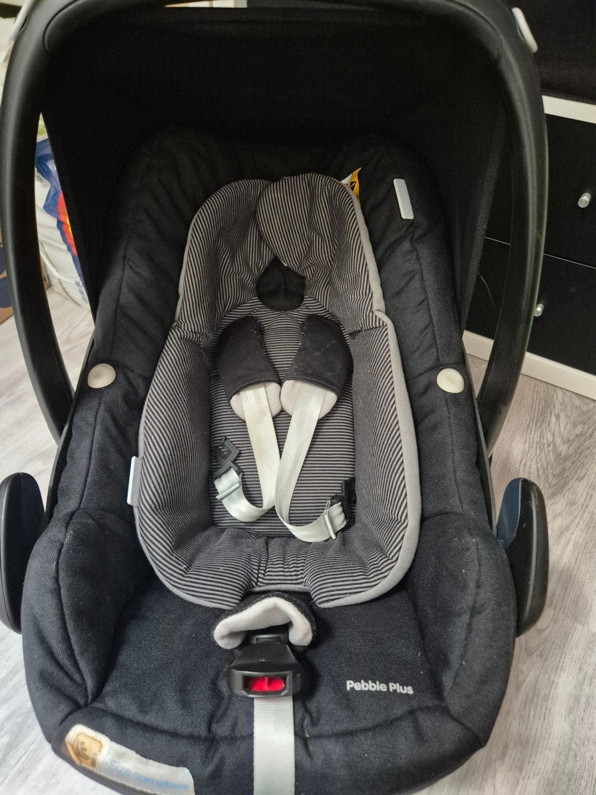 Maxi cosi pebble plus met 2wayfix, Kinderen en Baby's, Autostoeltjes, Ophalen, Gebruikt, Isofix, 0 t/m 13 kg