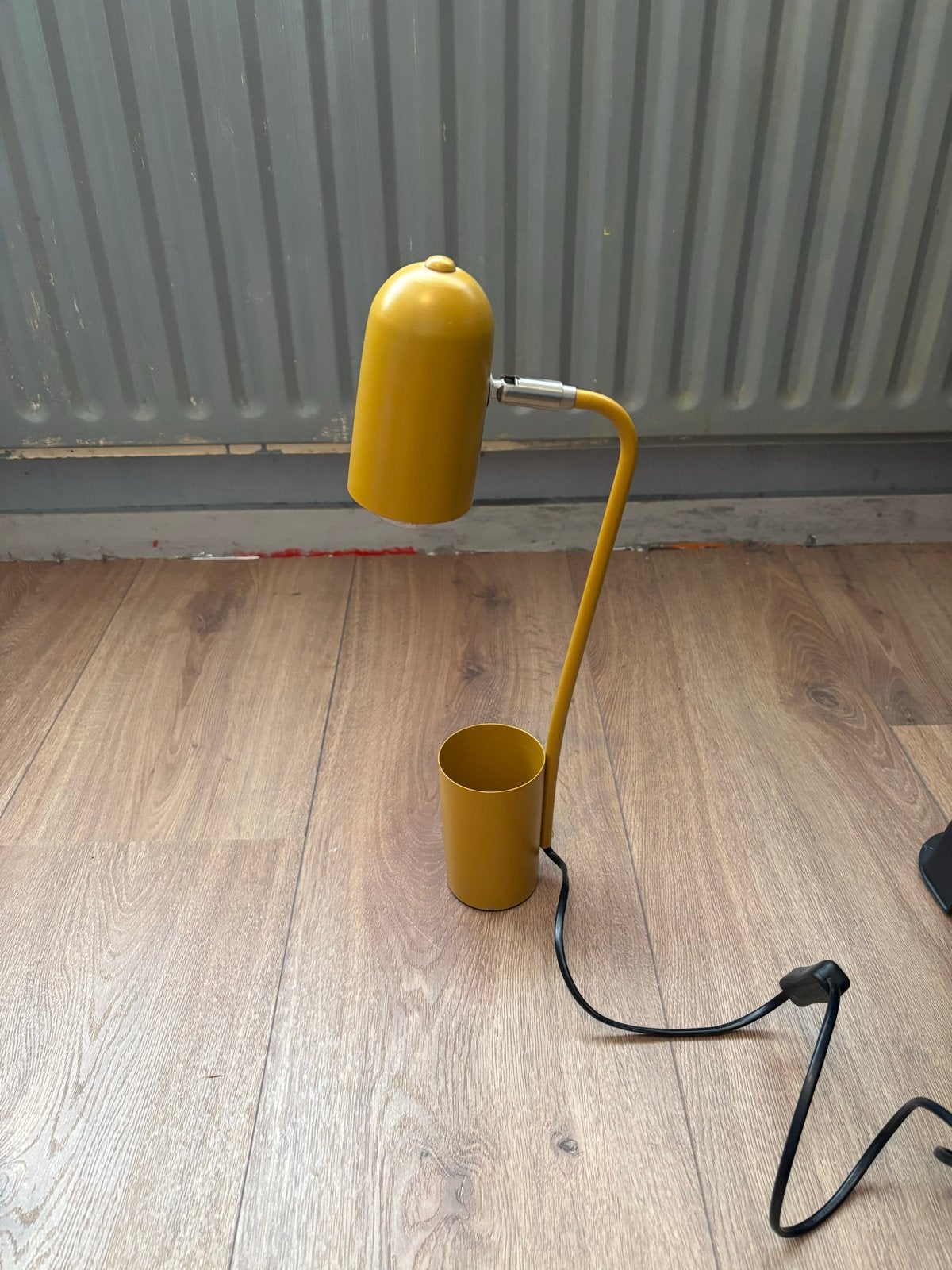 Okergele moderne tafellamp - Bureaulamp/pennenbak, Ophalen, Bureaulamp, Gebruikt, E27 (groot)