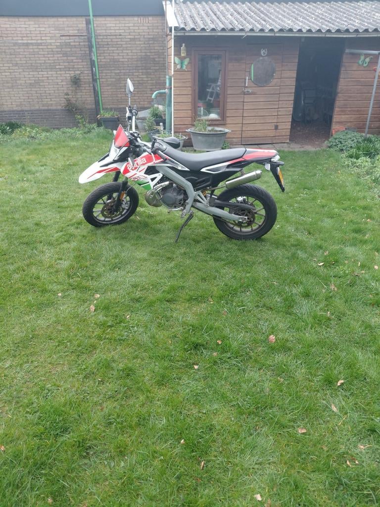 Aprilia SX50 - Sportieve brommer, Ophalen of Verzenden, Gebruikt, Maximaal 45 km/u, Aprilia