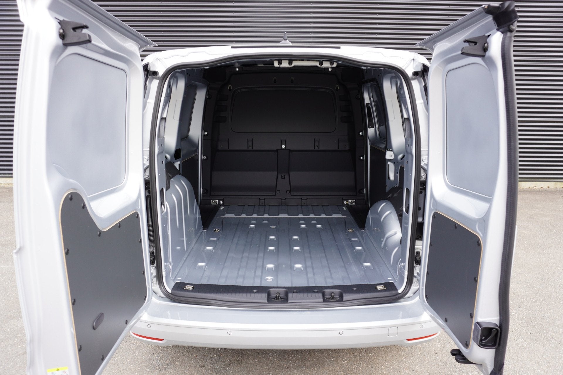 Volkswagen Caddy Cargo 122pk Automaat Style Apple Carplay Di, Auto's, Stof, Euro 6, 4 cilinders, Volkswagen