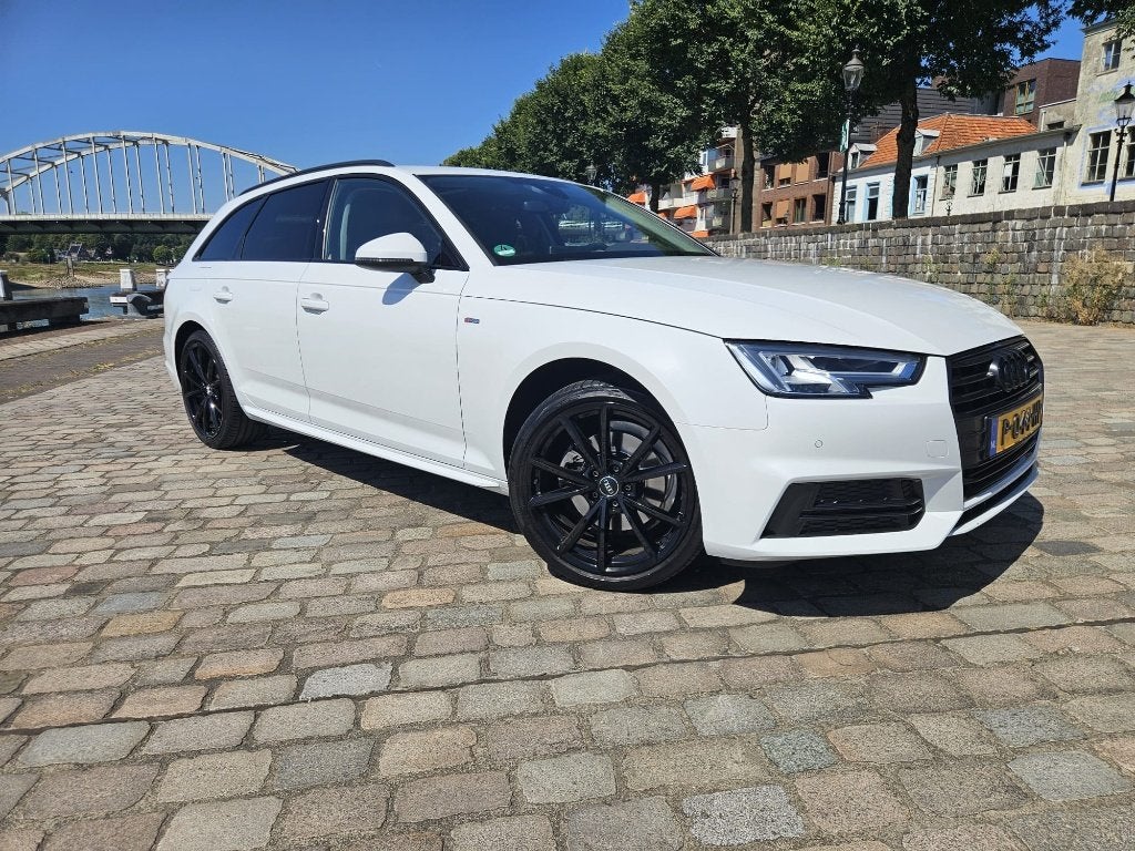 Audi A4 2.0 Tfsi Ultra Mhev 190pk S Tronic 2018 Wit, Stof, 1984 cc, Wit, Stationwagon