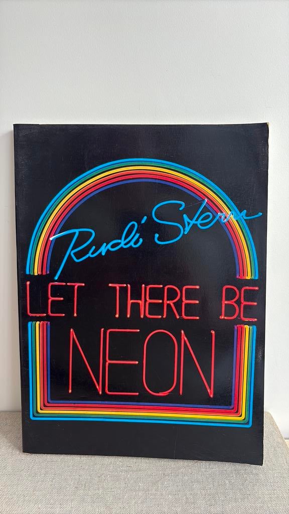 Rudi Stern - Let there be neon, Boeken, Ophalen of Verzenden, Gelezen, Grafische vormgeving