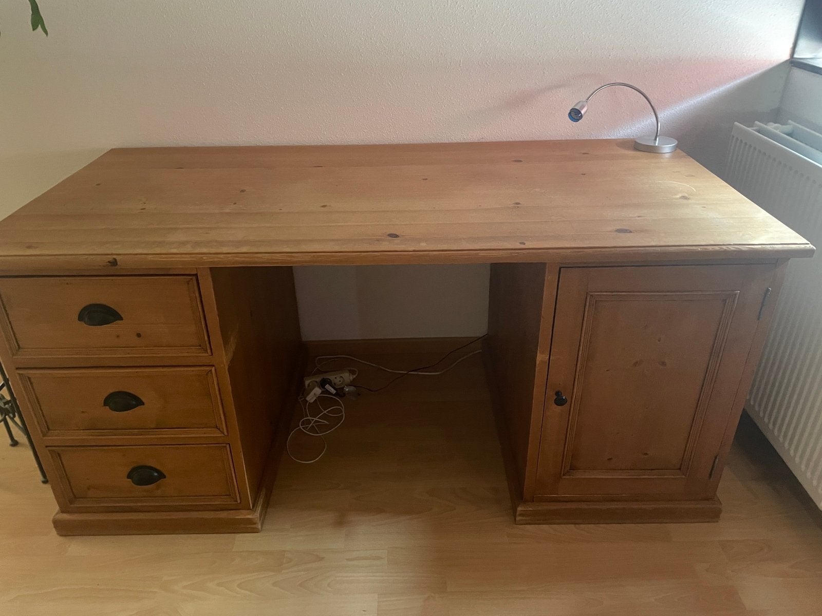 Groot oud grenen bureau, Huis en Inrichting, Bureaus, Ophalen, Gebruikt, Hout, 170 cm