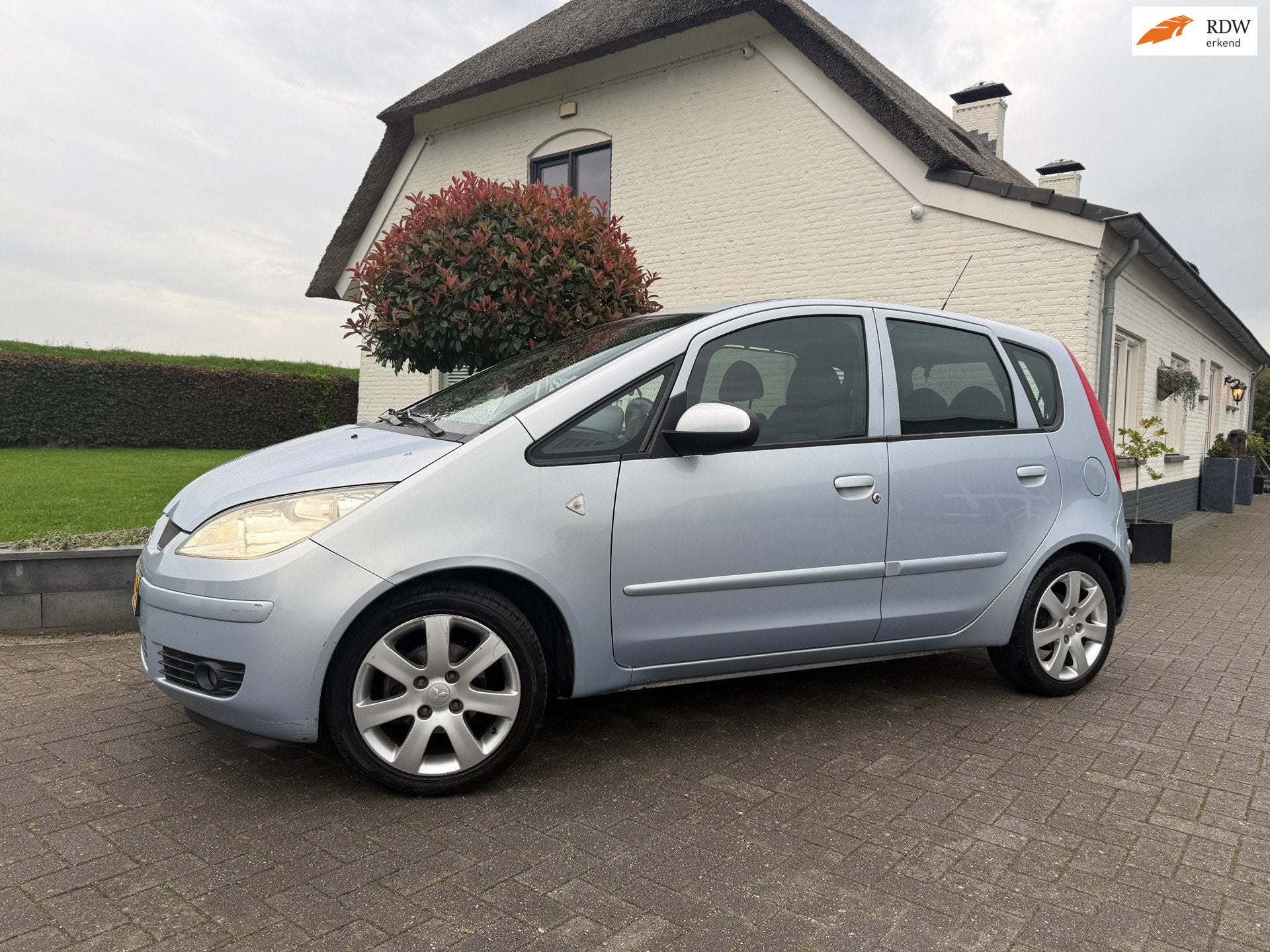 Mitsubishi Colt 1.3 Invite / Bj: 2005 / Airco / apk tot 01-2, Auto's, Gebruikt, 31 €/maand, Blauw, Colt