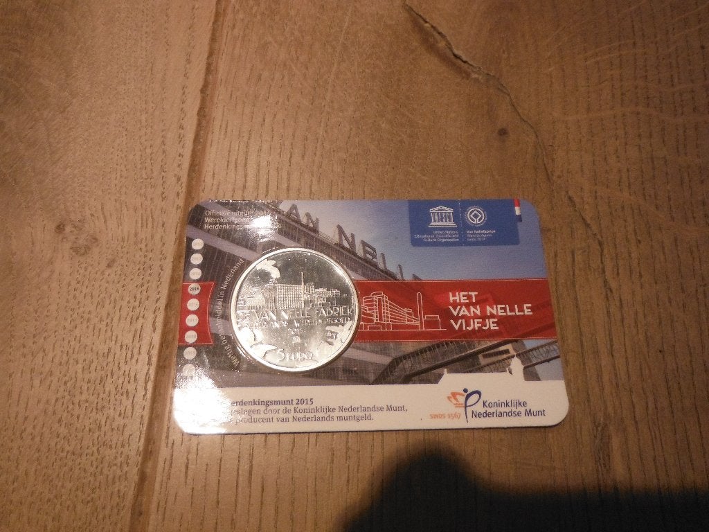 het Van Nelle vijfje, 2015 herdenkingsmunt in coincard, Postzegels en Munten, Munten | Nederland, Verzenden, Koningin Beatrix