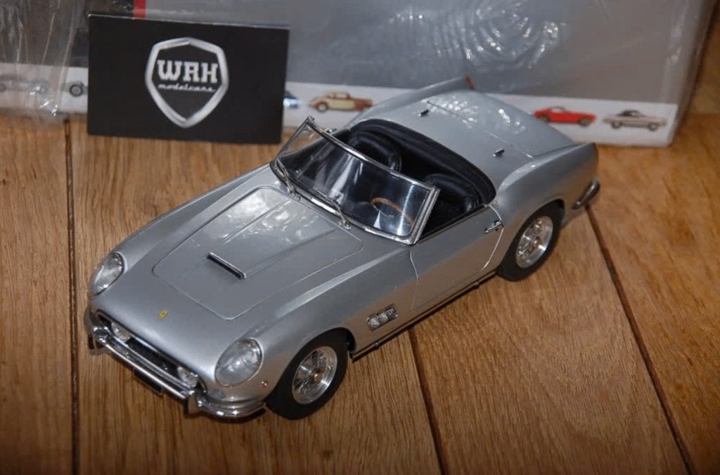 1:18 FERRARI 250 CALIFORNIA SPYDER silver M-093 CMC WRH, Verzenden, Zo goed als nieuw, Auto, Overige merken