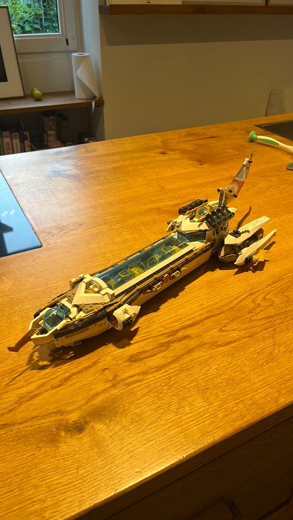 LEGO Ninjago schip - Mist een paar blokjes en de poppetjes, Ophalen of Verzenden, Gebruikt, Overige merken