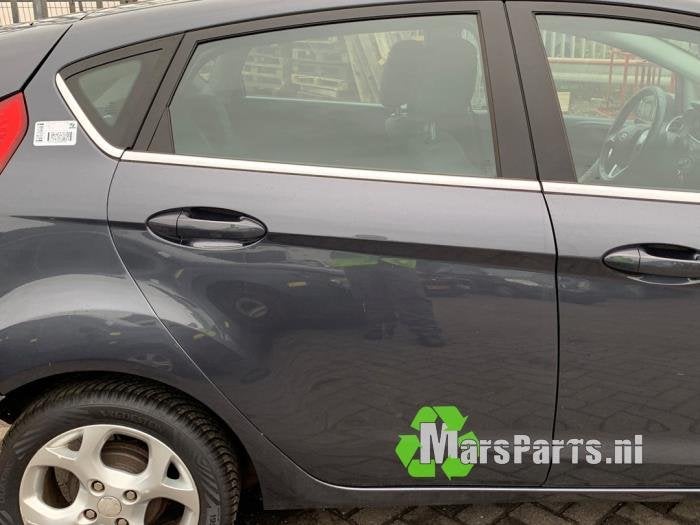 Portier 4Deurs rechts-achter van een Ford Fiesta