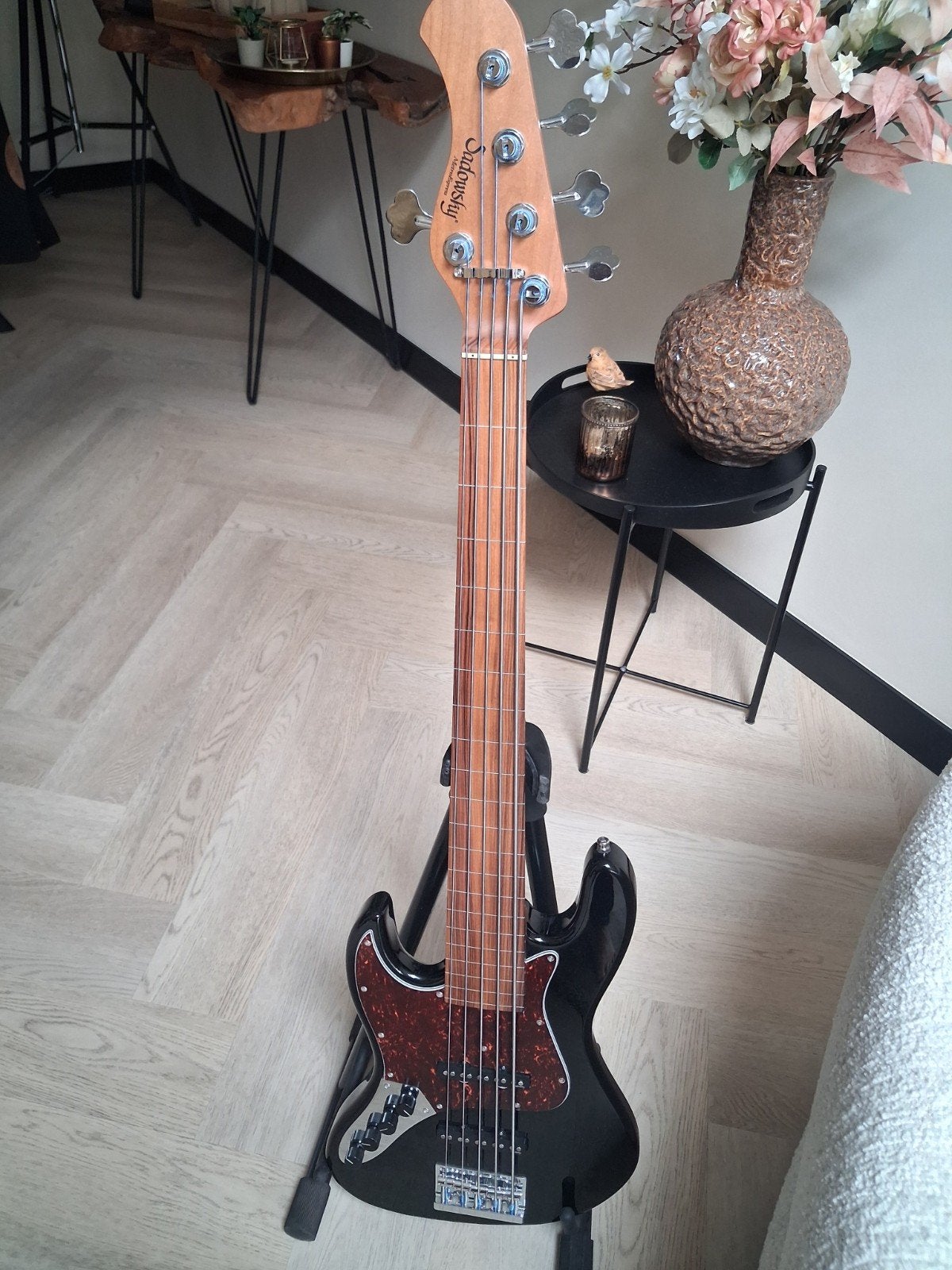 Sadowsky Metro Express lefty 5 longscale fretless lefty, Muziek en Instrumenten, Ophalen of Verzenden, Zo goed als nieuw