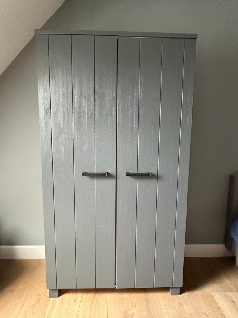 Woood kast Dennis, Ophalen, Met deur(en), 100 tot 150 cm, 200 cm of meer