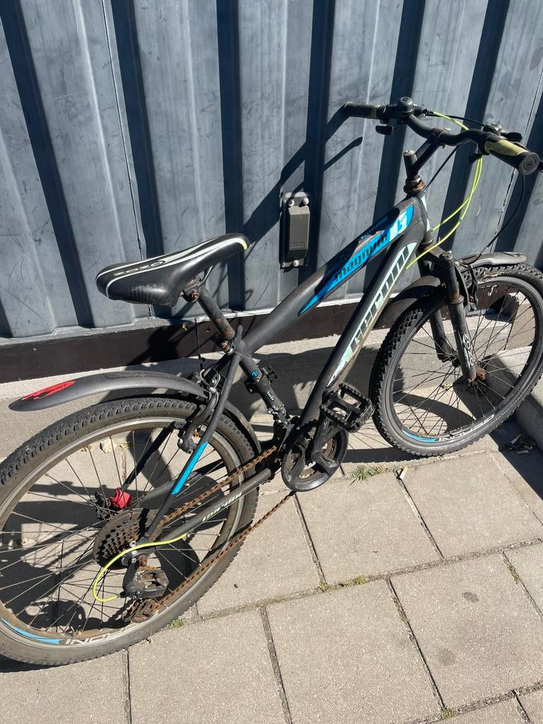 24-inch mountain bike, the wheels need air., Fietsen en Brommers, Fietsen | Dames | Sportfietsen en Toerfietsen, 26 inch, Zo goed als nieuw