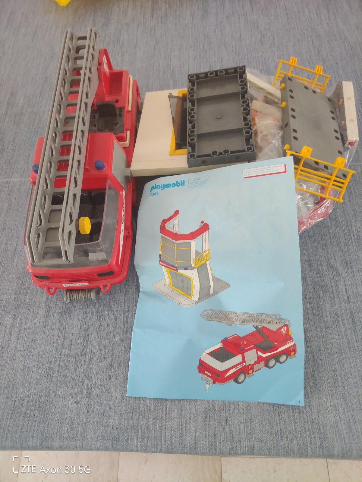 Playmobil 3386 Brandweerwagen met Brandweerkazerne, Ophalen of Verzenden, Gebruikt, Complete set