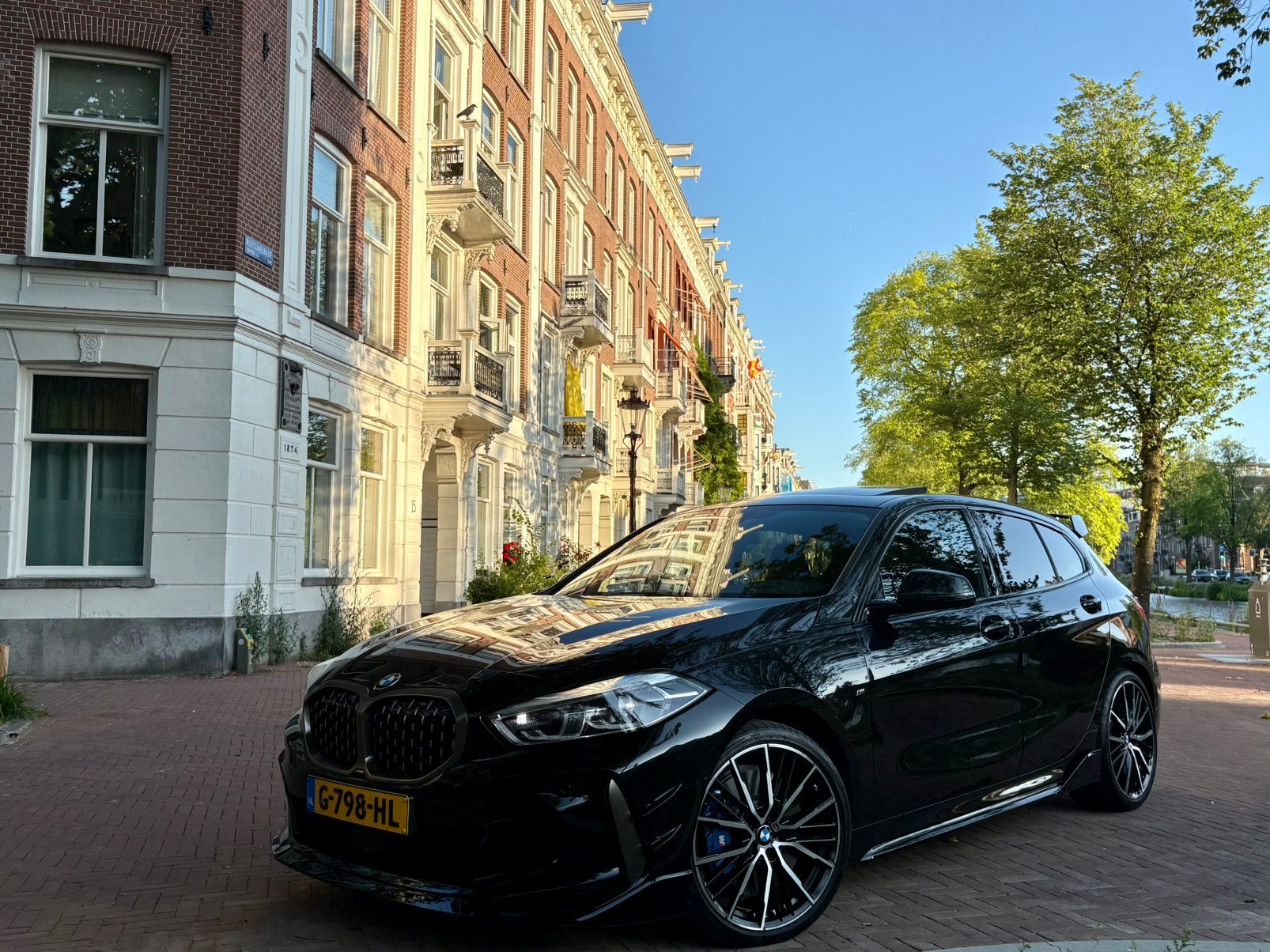 BMW M135i xDrive High Exe.| M Performance  | NL auto, Auto's, BMW, 1998 cc, Zwart, 4 cilinders, Zwart