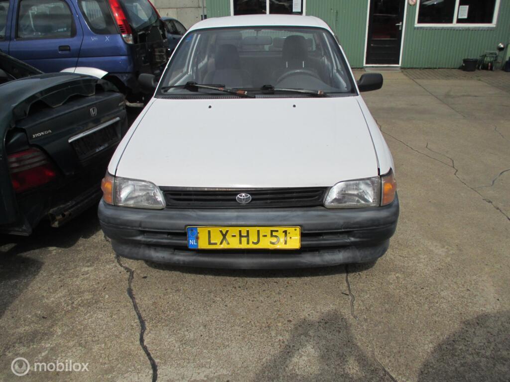Onderdelen Toyota Starlet 1.3 XLi Comfort P8 1995, Gebruikt, Toyota, Toyota