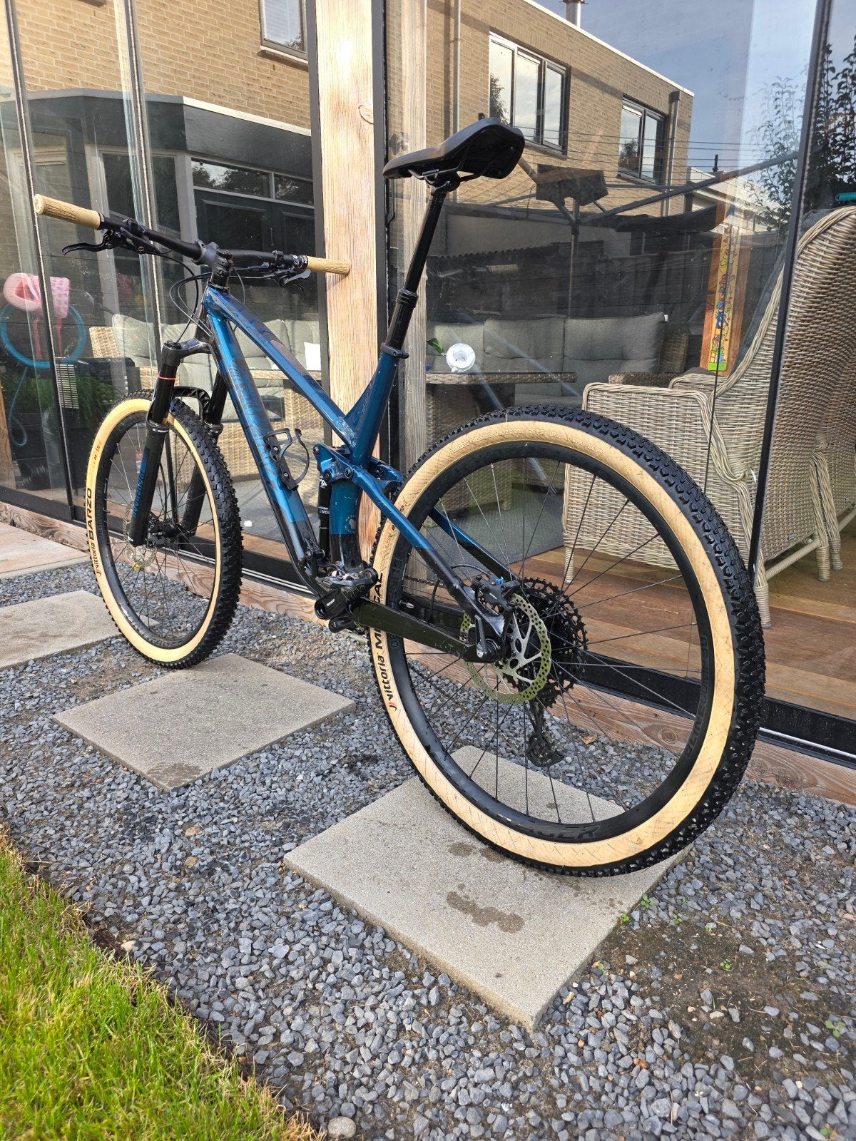 Foto 4 van Trek Fuel EX 7 Gen 5 xl/xxl full suspension Mountainbike