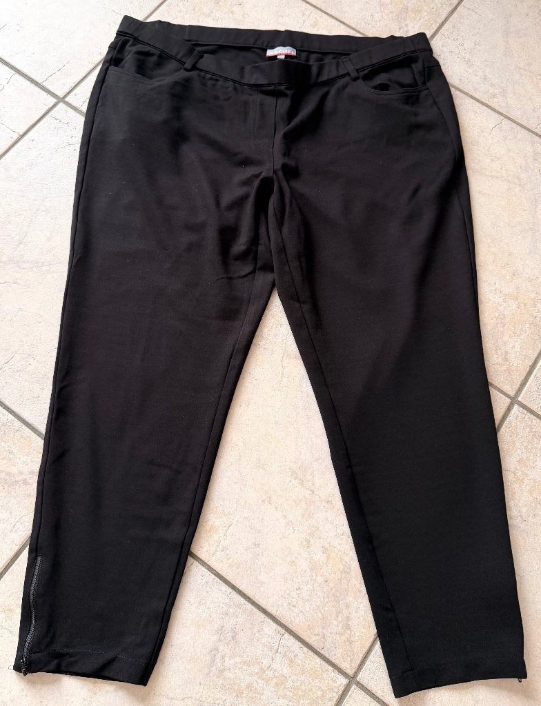 Ascari Pamela Zipp (Art 3336) zwarte pantalon maat 52, Ascari, Zwart, Ophalen of Verzenden, Zo goed als nieuw