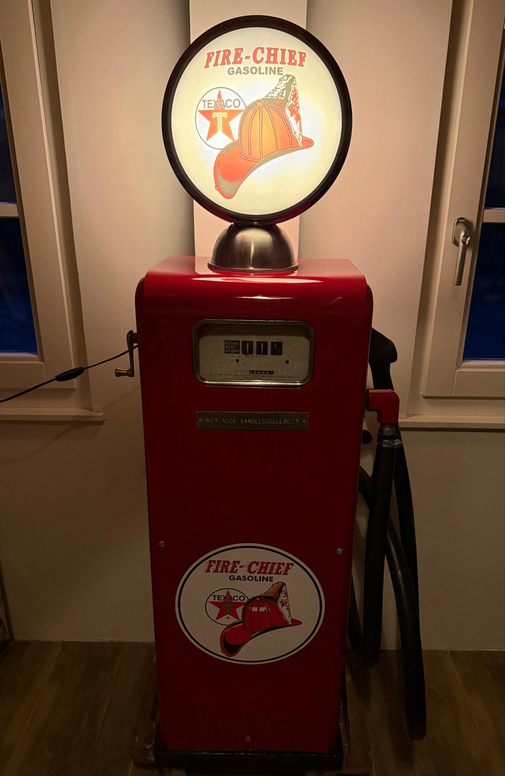 Gerestaureerde Gasboy Model 100 "Fire Chief" Benzinepomp, Ophalen, Gebruiksvoorwerp