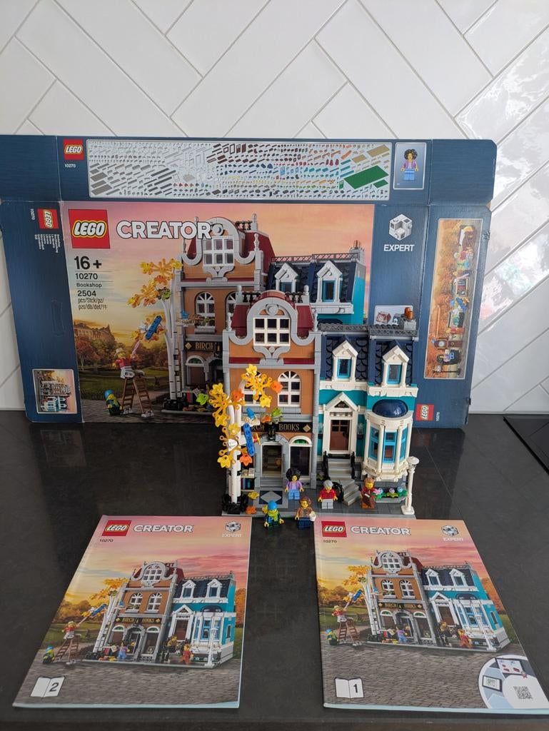 Lego set Bookshop 10270 compleet met doos, Kinderen en Baby's, Speelgoed | Duplo en Lego, Ophalen, Lego, Zo goed als nieuw, Compleet