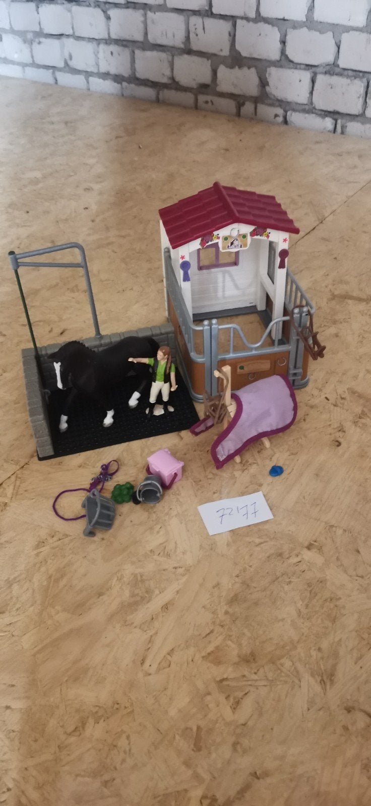 Schleich Horse Club 72177 – Wasplaats met Paardenbox, Verzenden, Zo goed als nieuw, Paard, Beeldje of Figuurtje
