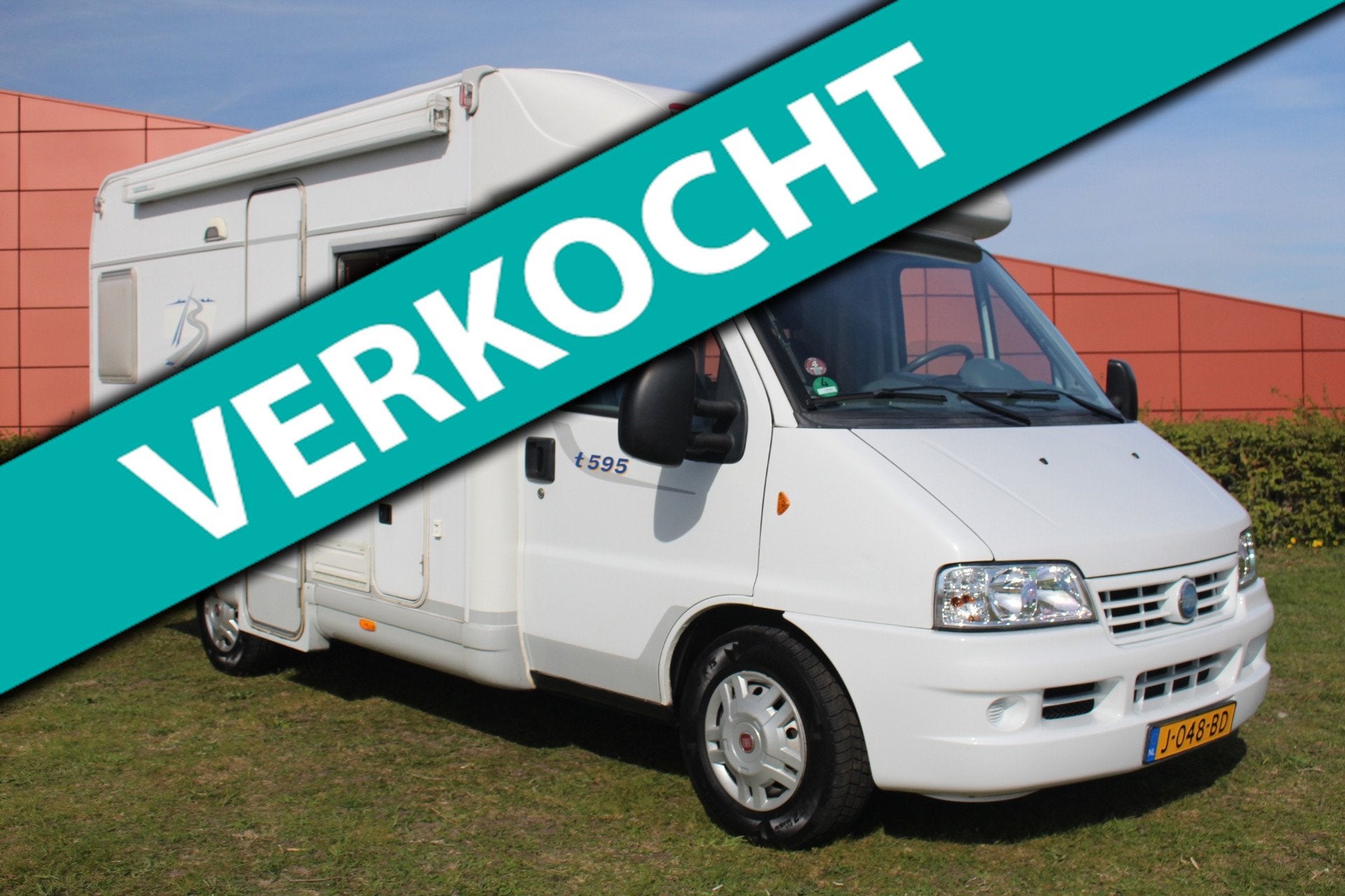 Burstner t595 (2002) 106 PK, Groot vast bed, Nwe distributie, Caravans en Kamperen, Bedrijf, Bürstner, 5 tot 6 meter, Half-integraal