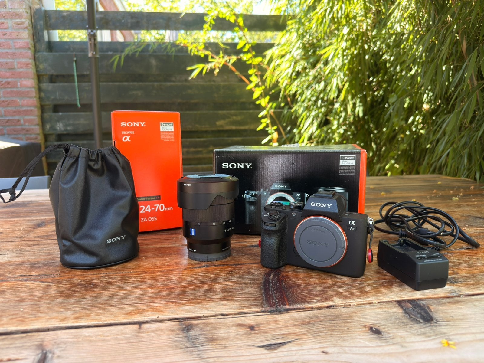 Prachtige Sony A7 ii + 24-70 F4, Audio, Tv en Foto, Fotocamera's Digitaal, Kantelbaar/draaibaar scherm, Lensdop, Ophalen of Verzenden