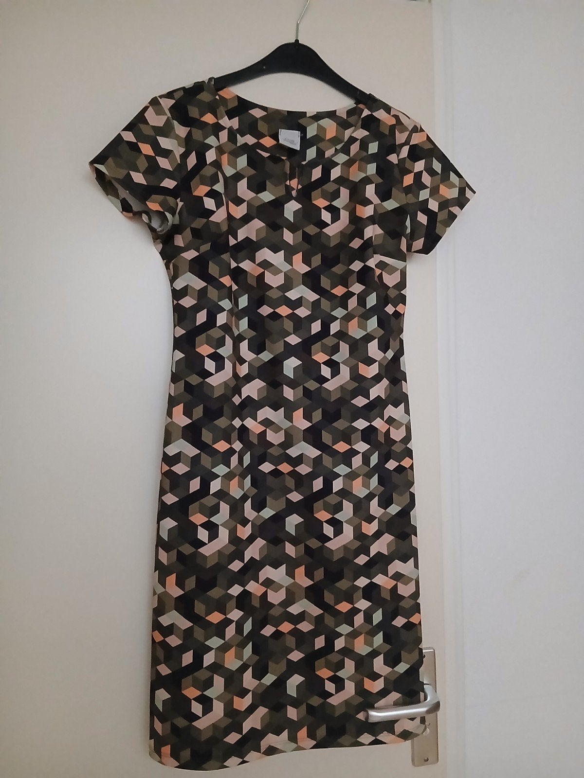 Damesjurkje mt.S, Kleding | Dames, Ophalen, Zo goed als nieuw, Knielengte