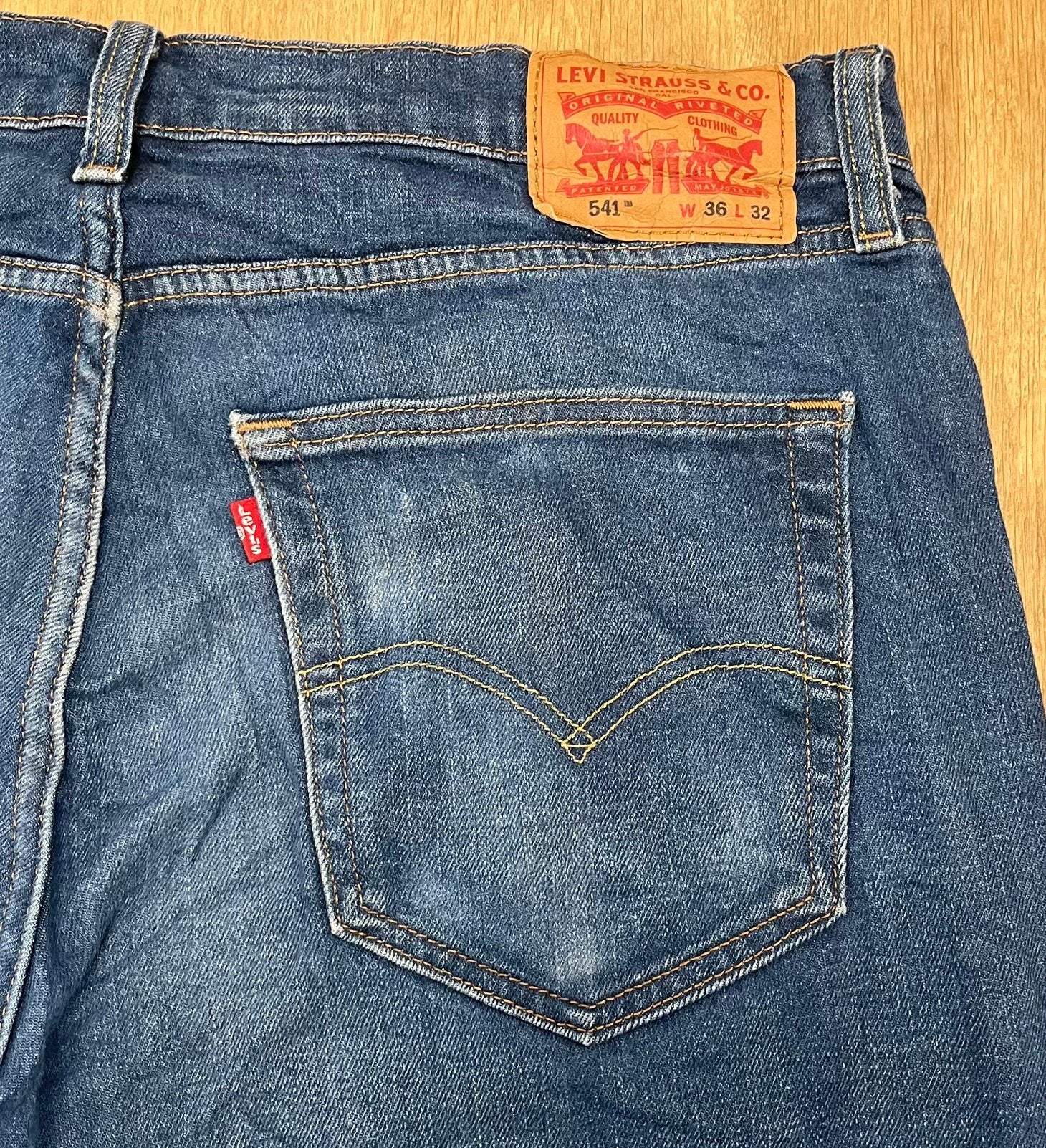 Levi’s 541 athletic taper jeans marineblauw - Maat W36 L32, Ophalen of Verzenden, Zo goed als nieuw, Blauw, W36 - W38 (confectie 52/54)