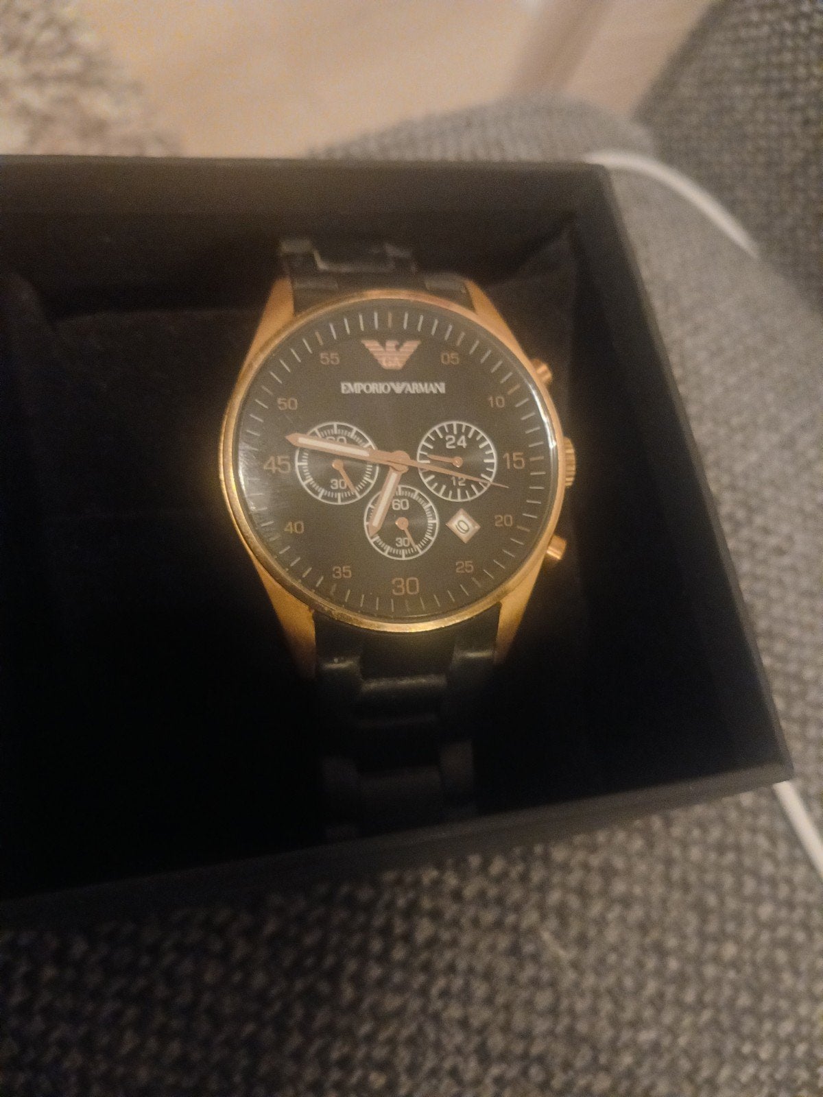 Emporio Armani horloge met beschadigd rubberen bandje, Sieraden, Tassen en Uiterlijk, Horloges | Heren, Ophalen