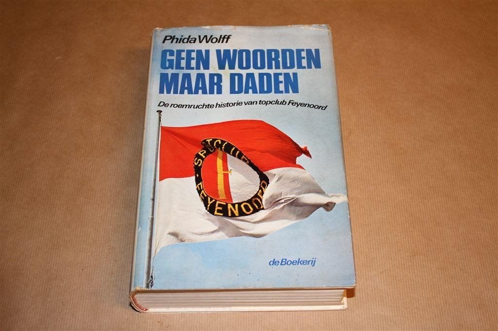 De historie van topclub Feyenoord. Geen woorden maar daden., Ophalen of Verzenden, Gelezen, Watersport en Hengelsport