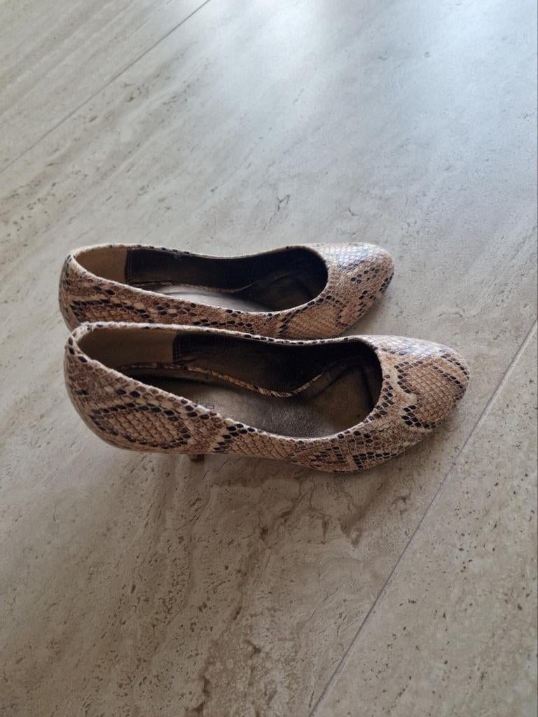 Diverse schoenen in goede staat - €5 per paar, Ophalen of Verzenden, Gedragen