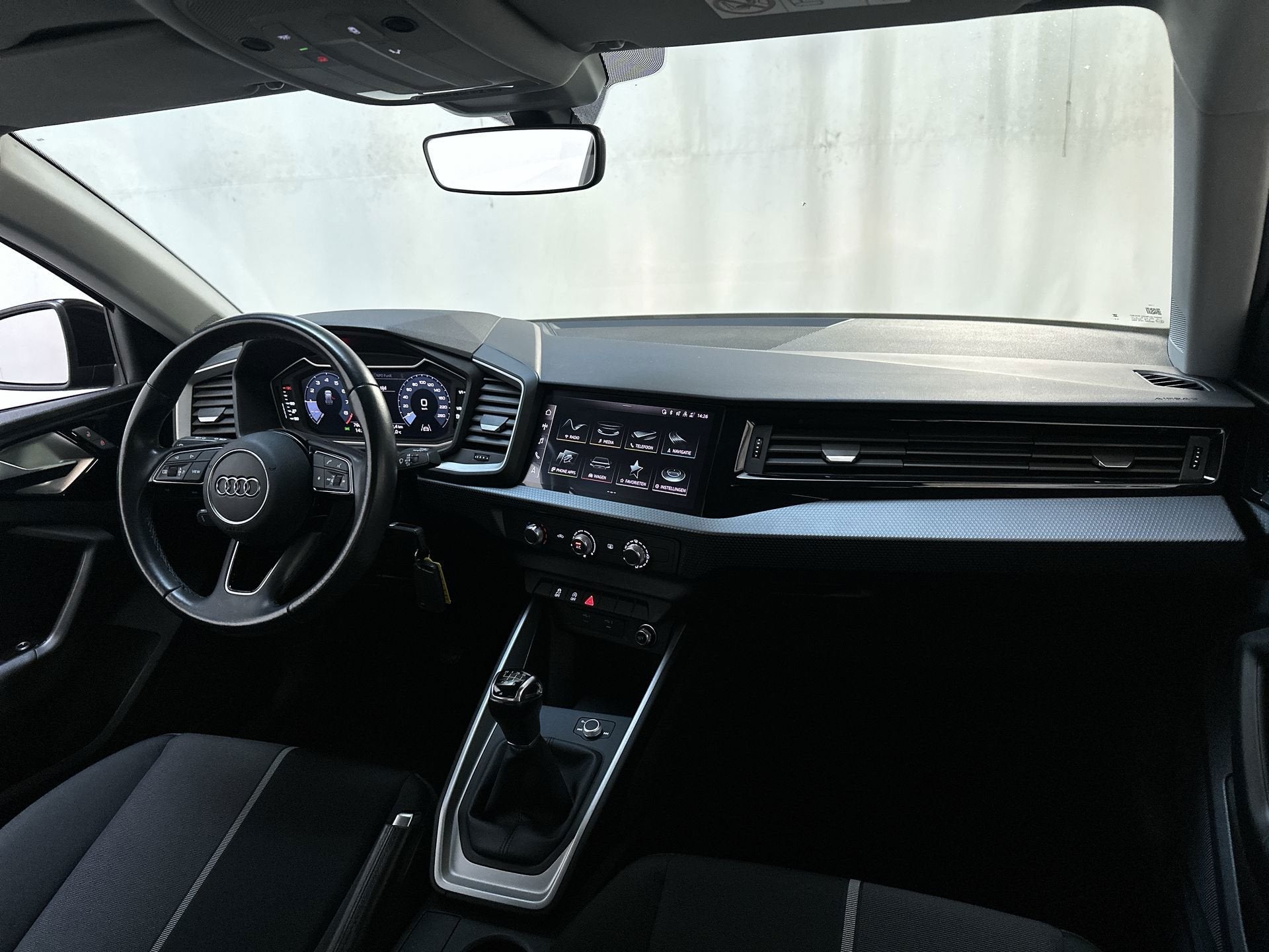 Audi A1 Sportback 25 TFSI Pro Line App-Connect Cruise Contro, Dealer onderhouden, Stof, 95 pk, Met garantie (alle)