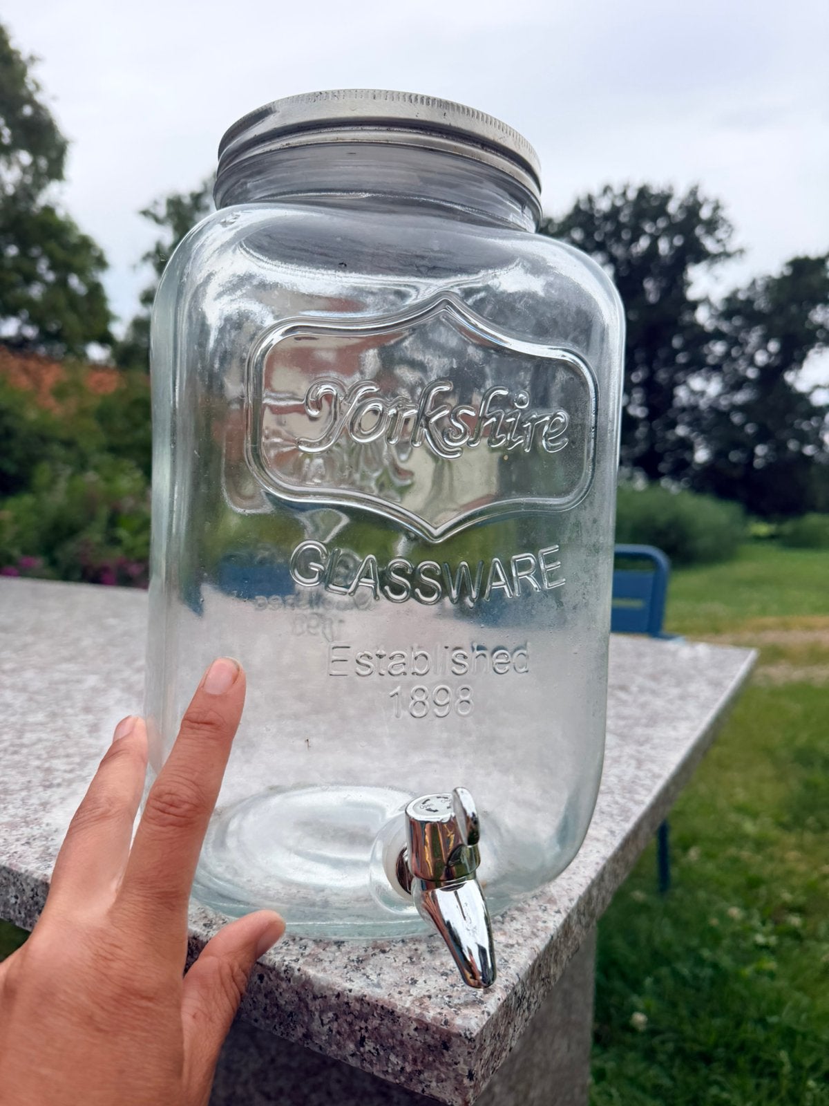 Twee limonade taps groot 8 liter, Ophalen, Zo goed als nieuw