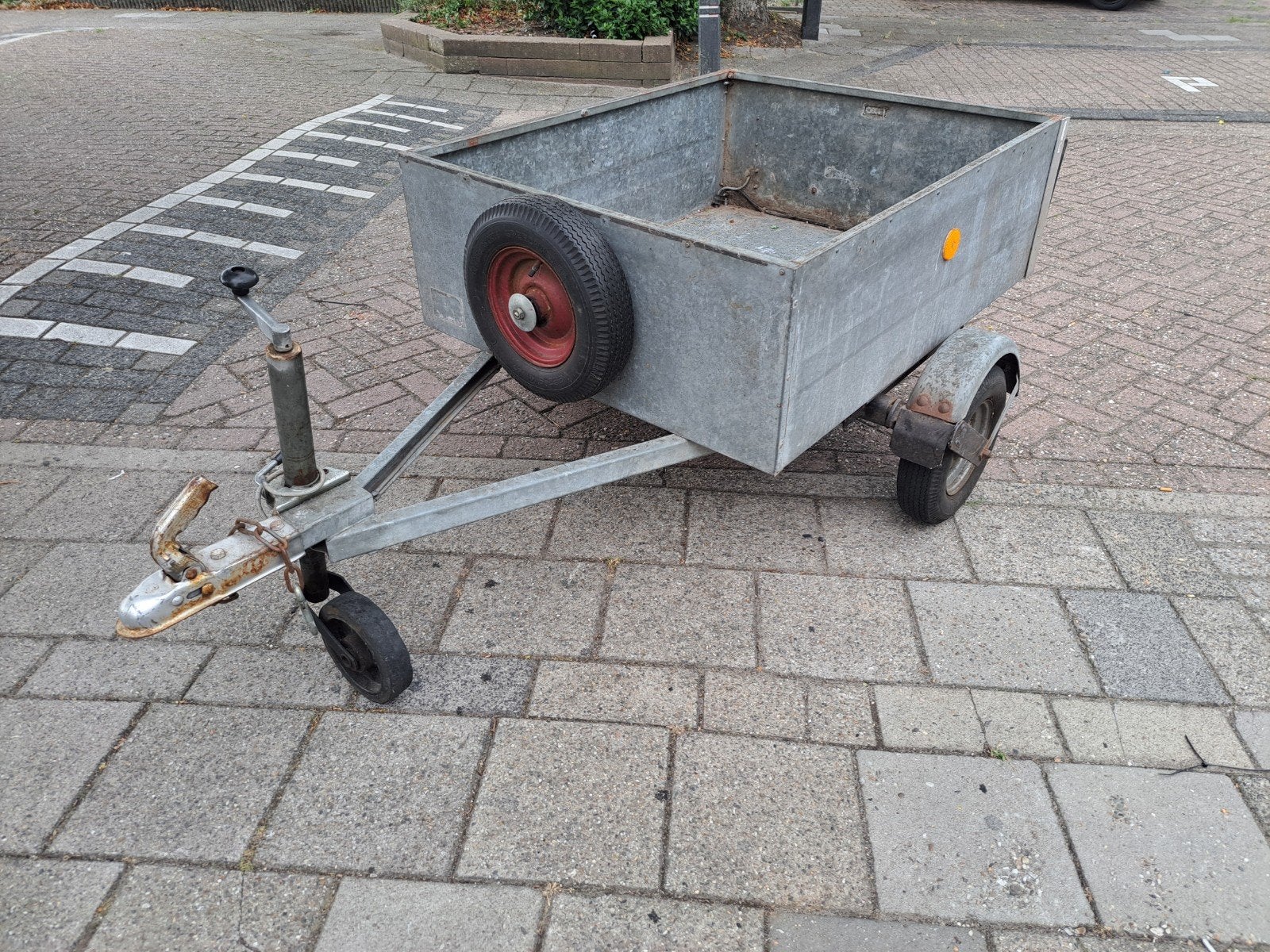 te koop een mooi karretje voor achter de zitmaaier, Ophalen of Verzenden