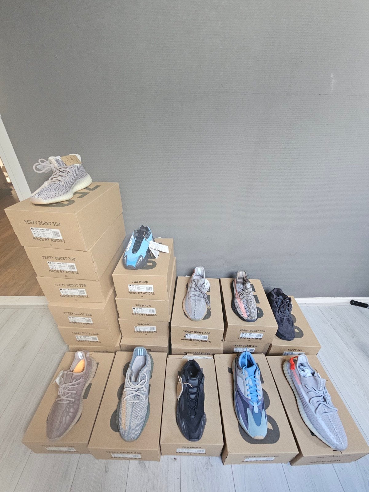Diverse Yeezy, Kleding | Heren, Blauw, Ophalen of Verzenden, Sneakers of Gympen, Adidas Yeezy