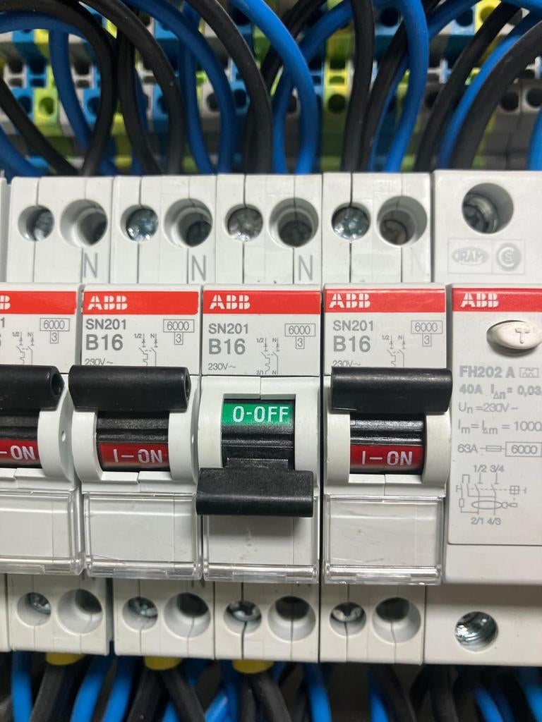 Zoekt u een electricien?!