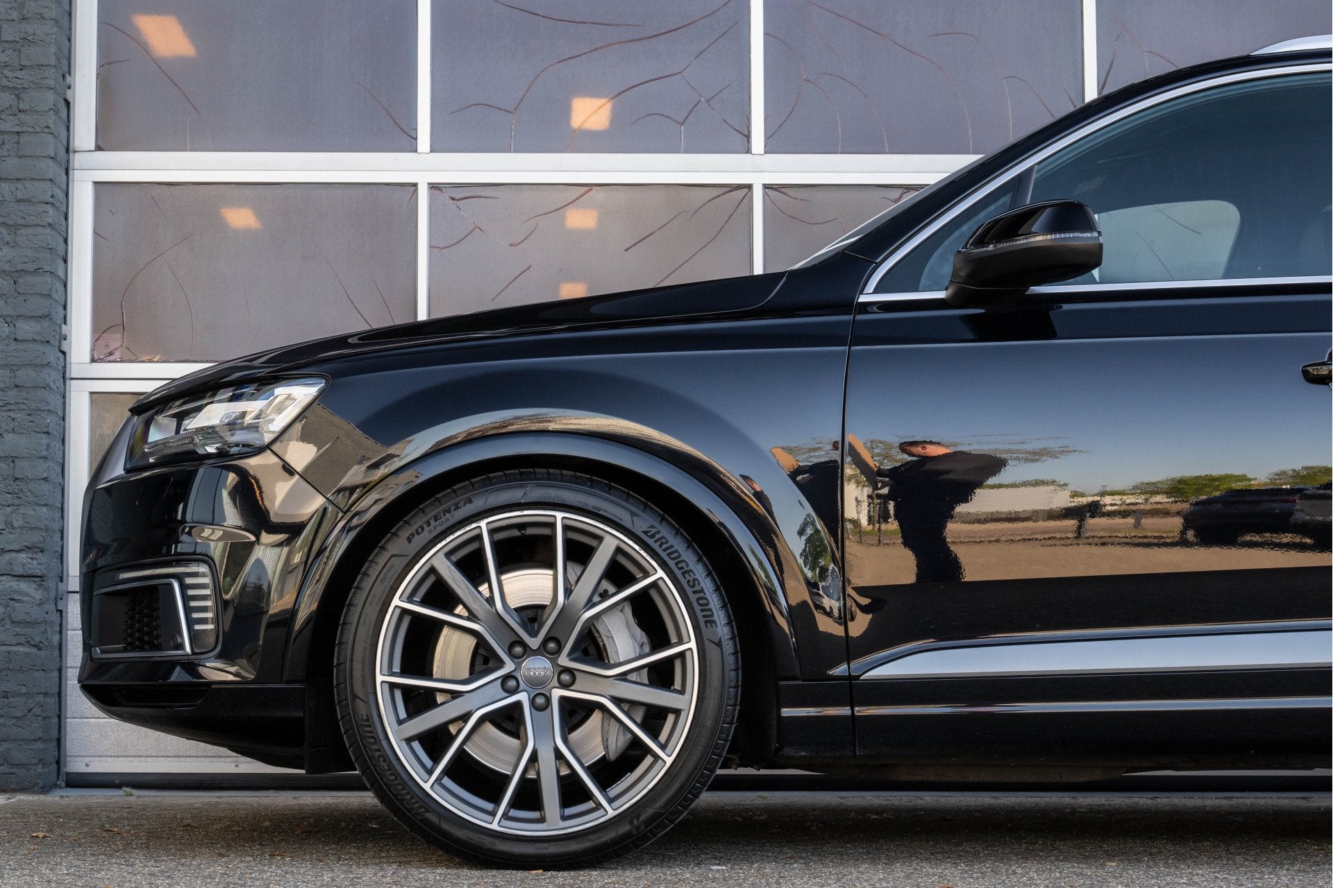 Audi Q7 3.0 TDI e-tron quattro Sport Pano, Luchtvering, Spor, Automaat, Gebruikt, 2420 kg, Zwart