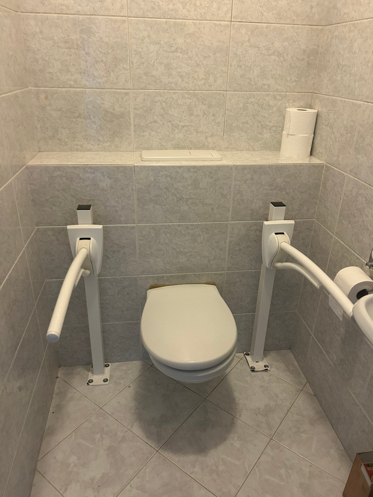 Stevige toilet steunen tot 125 kilo, Diversen, Verpleegmiddelen, Ophalen, Gebruikt