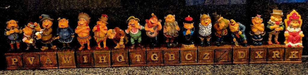 Unieke verzameling 17 originele Efteling Laven beeldjes, Ophalen of Verzenden, Zo goed als nieuw, Beeldje of Poppetje