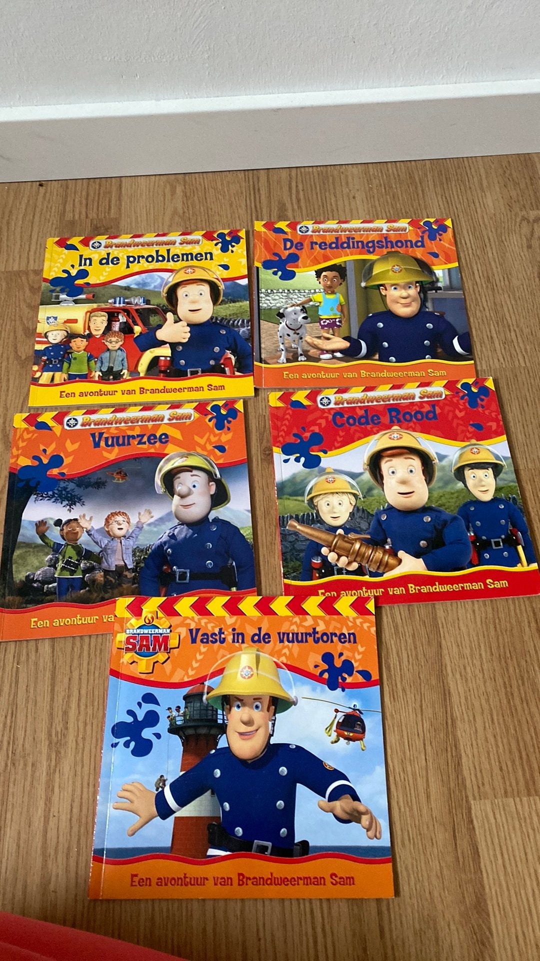 5x brandweerman sam boekjes, Ophalen of Verzenden, Zo goed als nieuw, Fictie algemeen