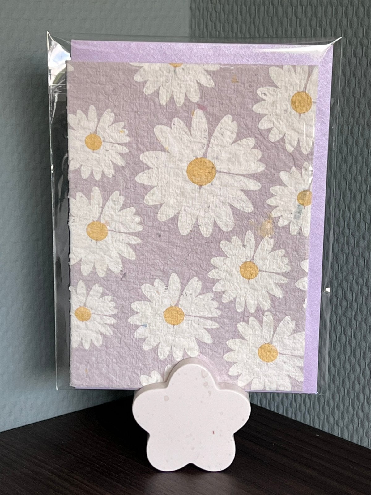 Wenskaart bloemen handgeschept van gerecycled papier, Hobby en Vrije tijd, Scrapbooking, Ophalen of Verzenden, Nieuw