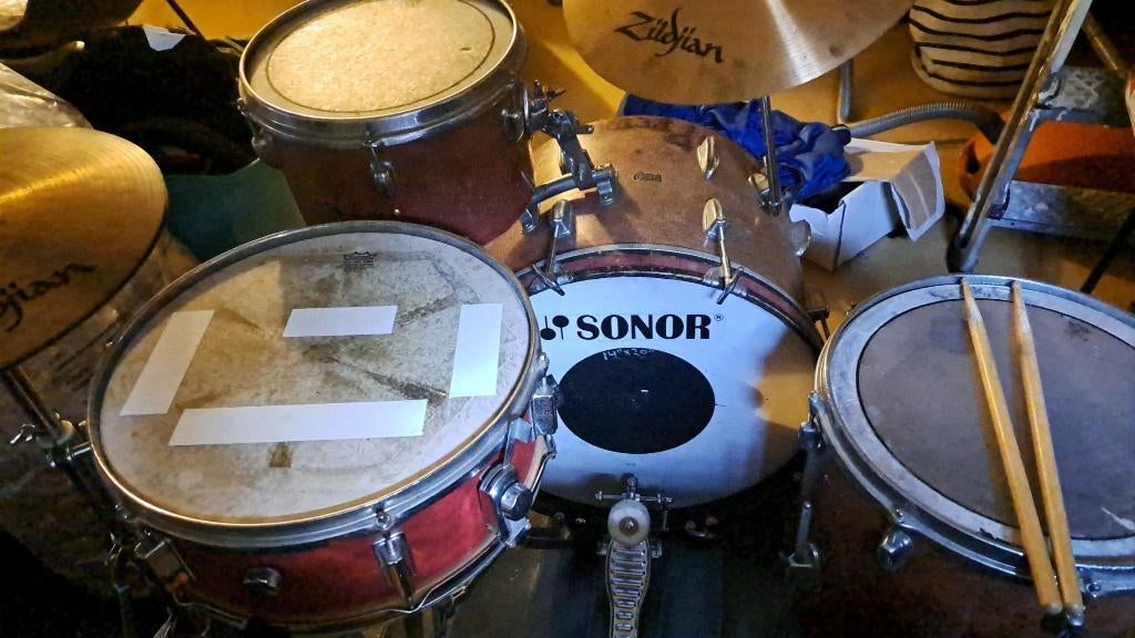Drum stel vintage pearl 1968 red sparkle, Muziek en Instrumenten, Drumstellen en Slagwerk, Ophalen, Gebruikt, Pearl