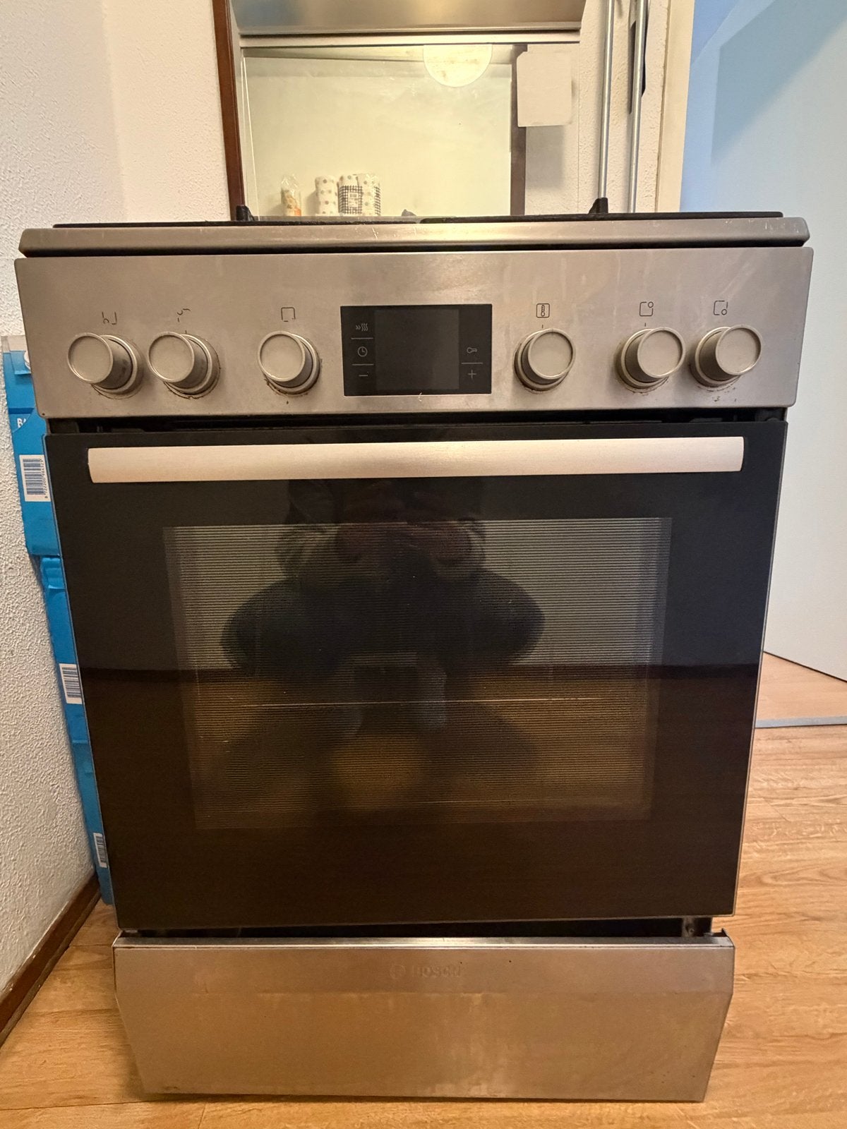 Bosch Vrijstaand Gasfornuis met Oven - Gebruikt, Ophalen, Gebruikt, Hete lucht, 60 cm of meer