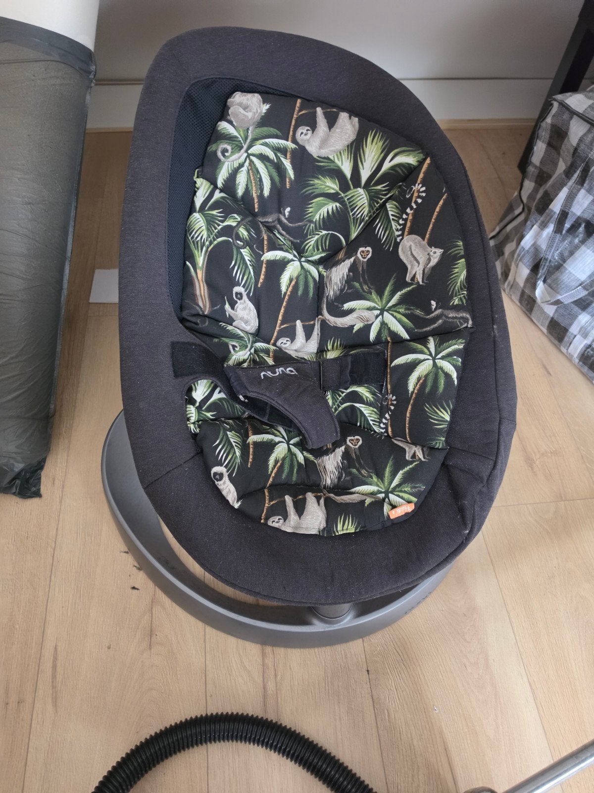 Nuna Leaf Grow wipstoel met custom Jungle kussen, Ophalen, Zo goed als nieuw