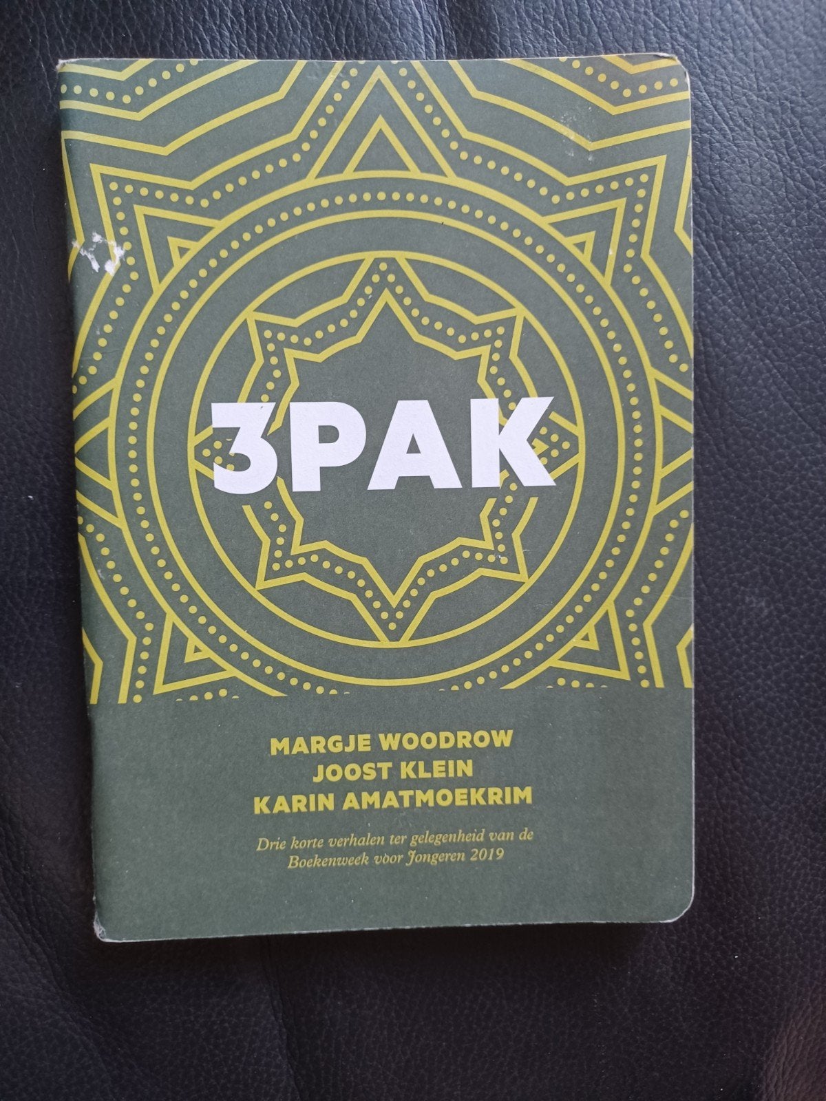 3PAK: Drie korte verhalen voor jongeren (Boekenweek), Boeken, Ophalen of Verzenden, Margje Woodrow, Joost Klein, Karin Amatmoekrim