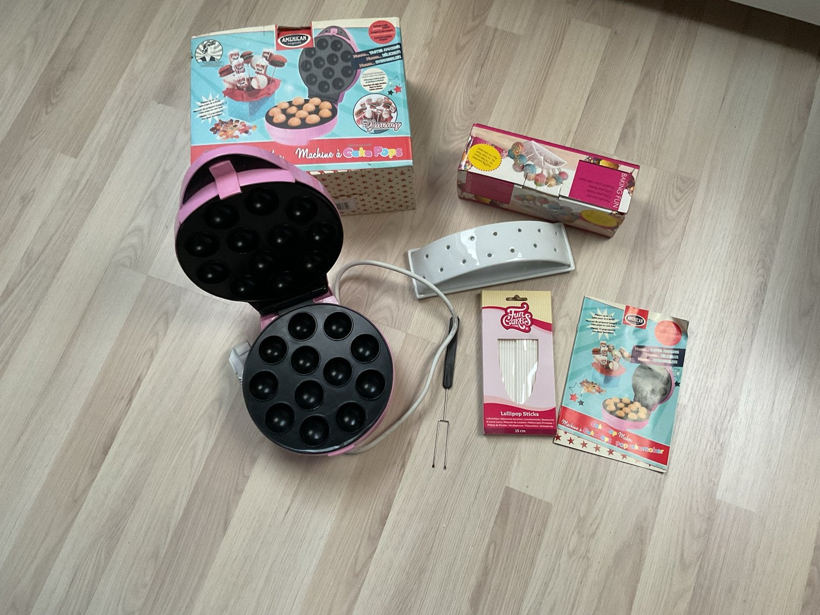 Cake Pop Maker Roze - Compleet met accessoires, Ophalen of Verzenden, Nieuw
