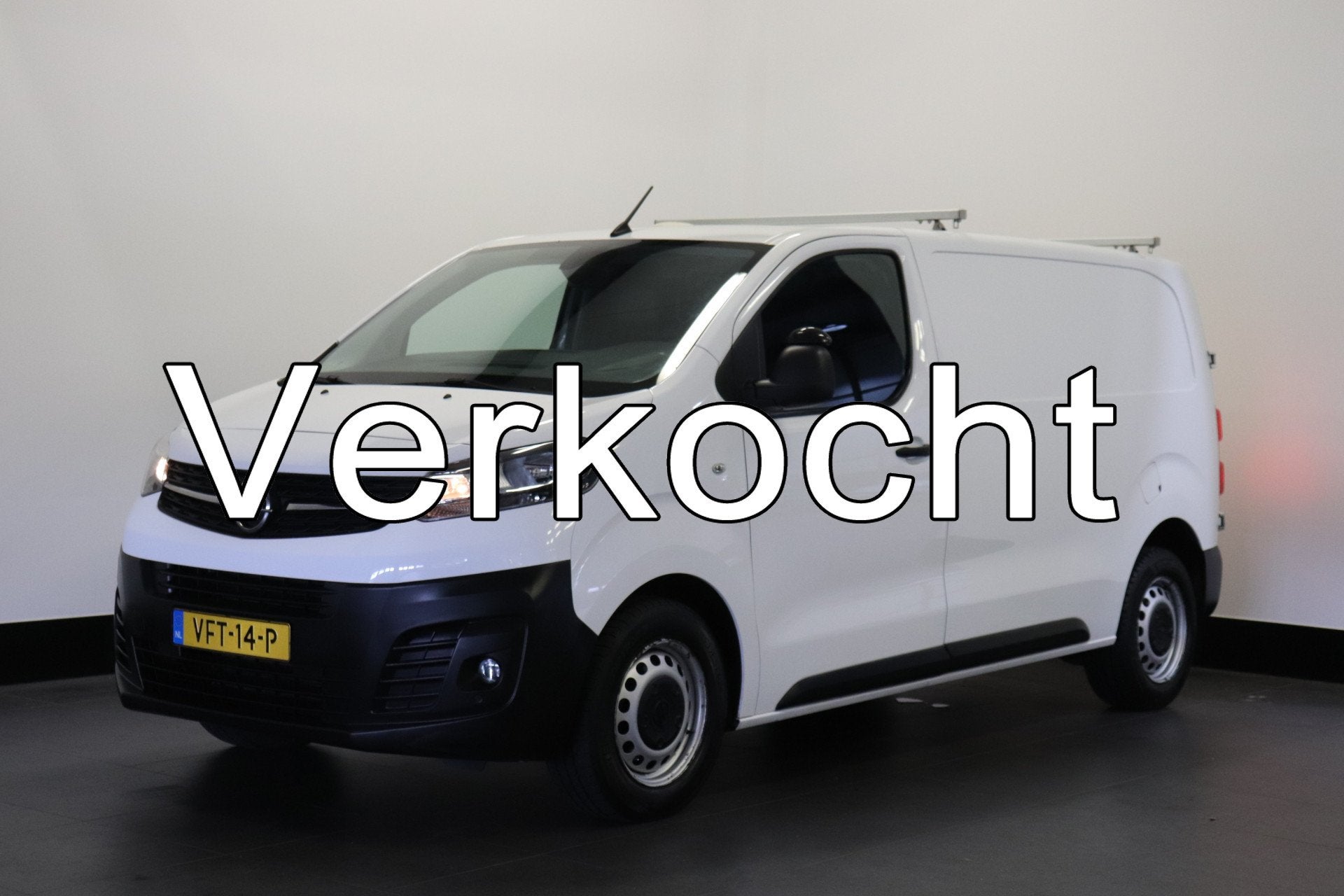 Opel Vivaro 2.0 CDTI L2 122PK EURO 6 - Airco - Cruise - Came, Voorwielaandrijving, Gebruikt, 4 cilinders, Leder en Stof